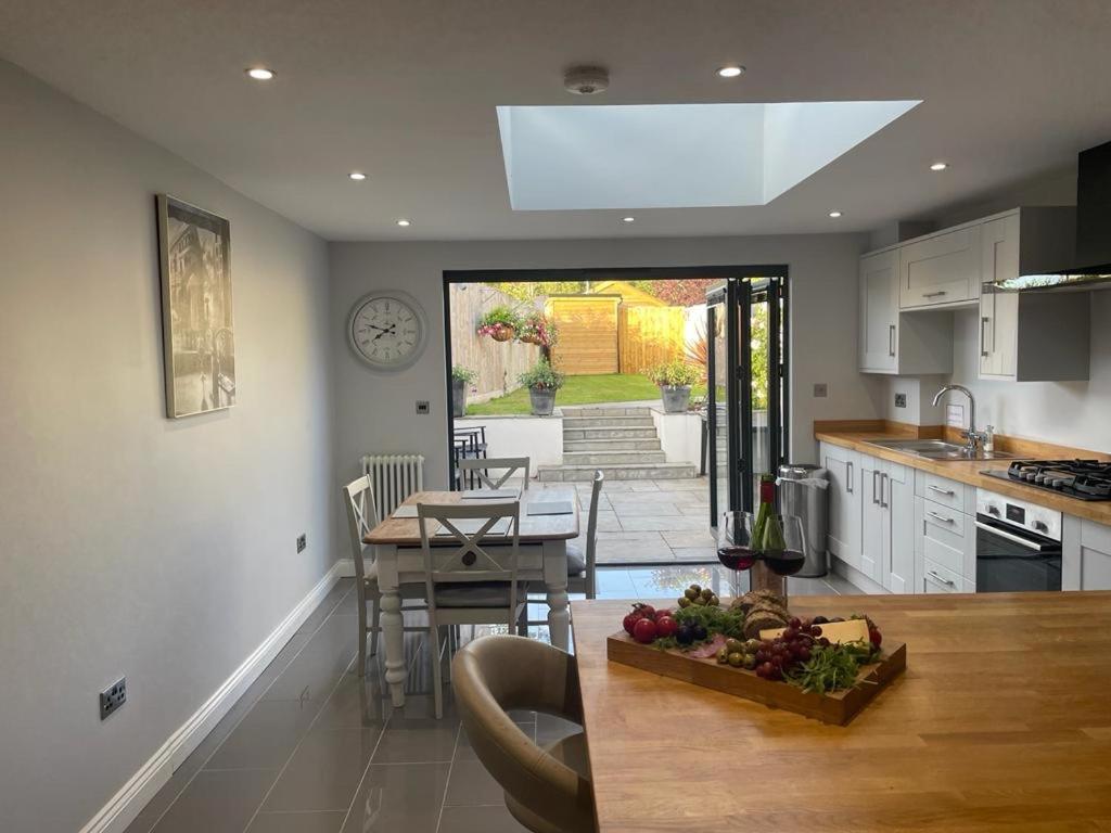 17 Eastgate Villa Cowbridge Eksteriør billede